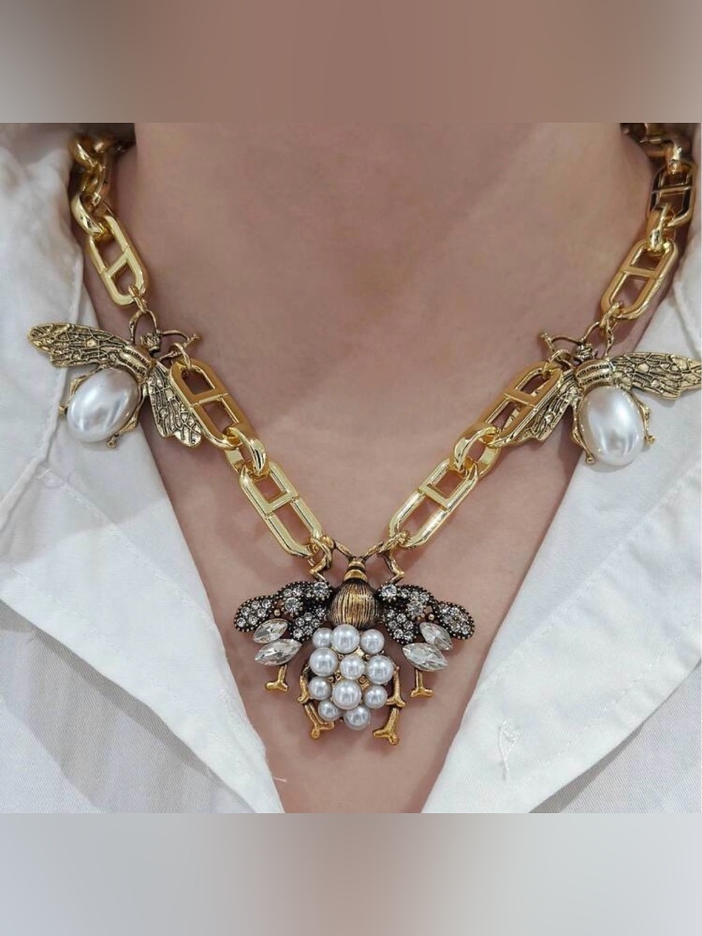 Elegant Gold Bee Necklace with Pearl Cluster